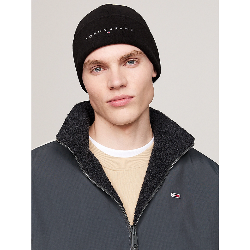 Bonnet Logo Black-Tommy Hilfiger-Vêtements & Co.-Maroquinerie Fortunas-Mouscron