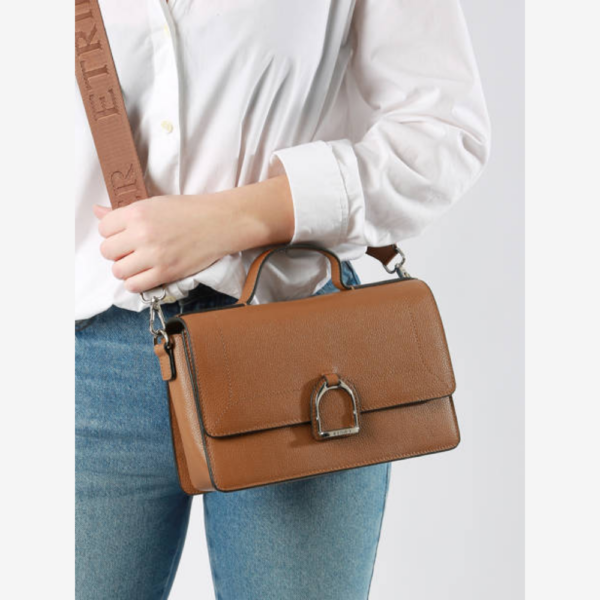 Altesse M Crossbody Camel-Etrier-Sac-Maroquinerie Fortunas-Mouscron