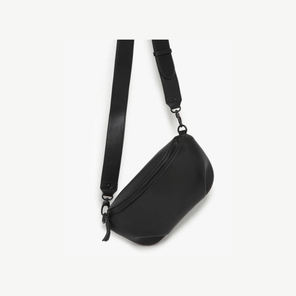 Oxer Bumbag Noir-Etrier-Sac-Maroquinerie Fortunas-Mouscron Oxer Bumbag Noir-Etrier-Sac-Maroquinerie Fortunas-Mouscron