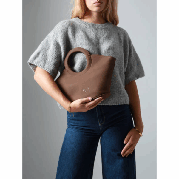 Neflier Handle Walnut-Woomen-Sacs-Maroquinerie Fortunas-Mouscron
