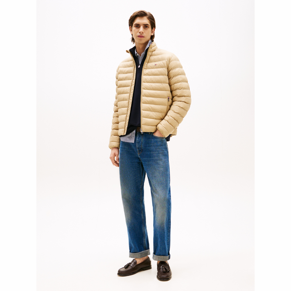 Doudoune Camel-Tommy Hilfiger-Vêtements-Maroquinerie Fortunas-Mouscron Doudoune Camel-Tommy Hilfiger-Vêtements-Maroquinerie Fortunas-Mouscron