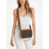 Bryant Camera Logo -Michael Kors-Sacs-Maroquinerie Fortunas-Mouscron Bryant Camera Logo -Michael Kors-Sacs-Maroquinerie Fortunas-Mouscron
