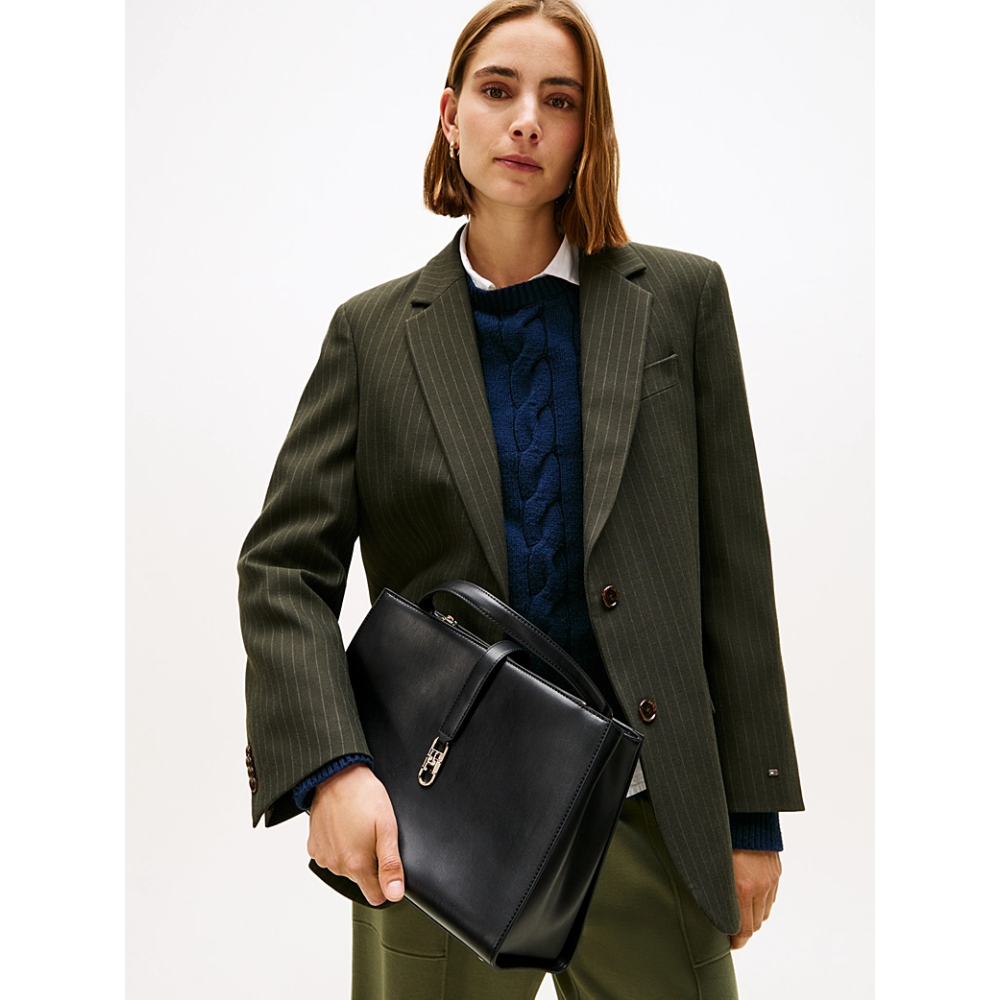 Satchel Libre Black-Tommy Hilfiger-Sacs-Maroquinerie Fortunas-Mouscron Satchel Libre Black-Tommy Hilfiger-Sacs-Maroquinerie Fortunas-Mouscron